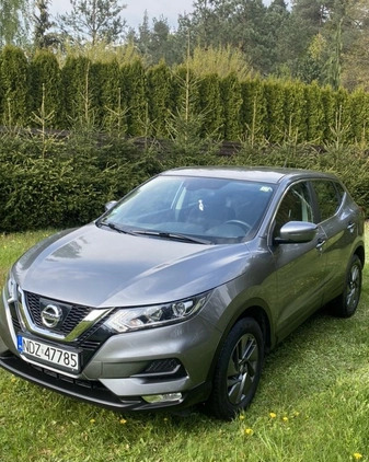 Nissan Qashqai cena 62900 przebieg: 65000, rok produkcji 2017 z Działdowo małe 172